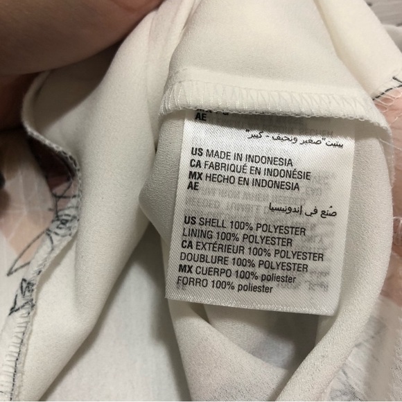 ✨NWT Alfani Asymmetrical Blouse✨ - Picture 7 of 9